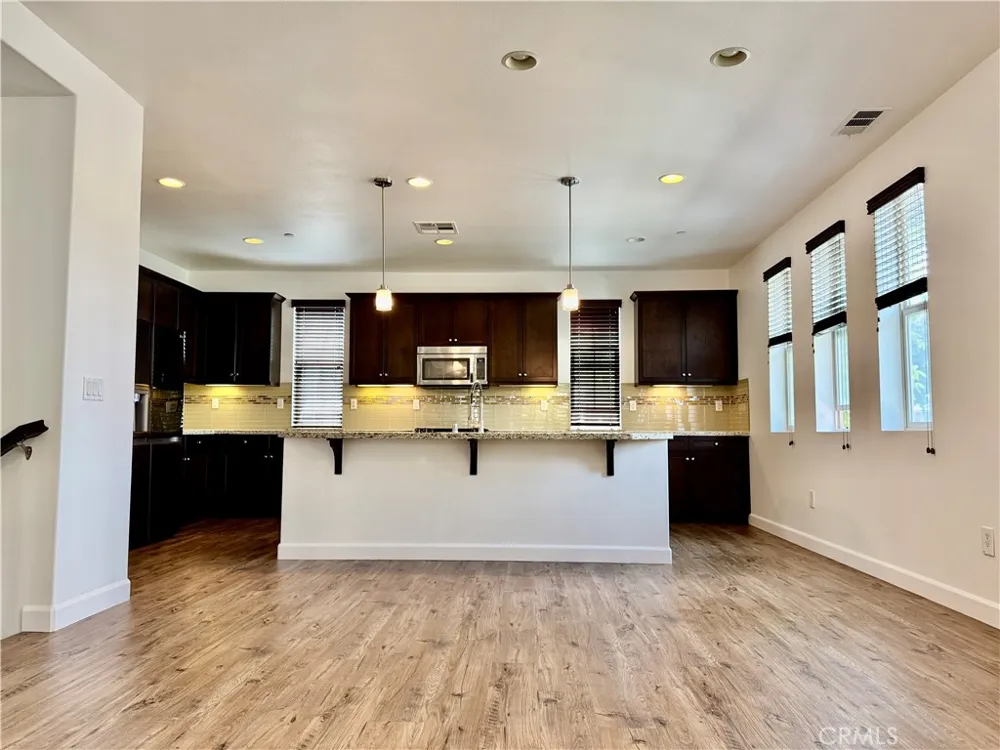 1391 Clementine Way Fullerton, CA 92833