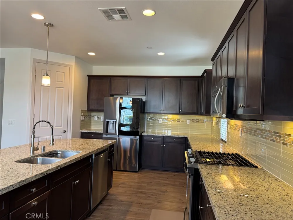 1391 Clementine Way Fullerton, CA 92833