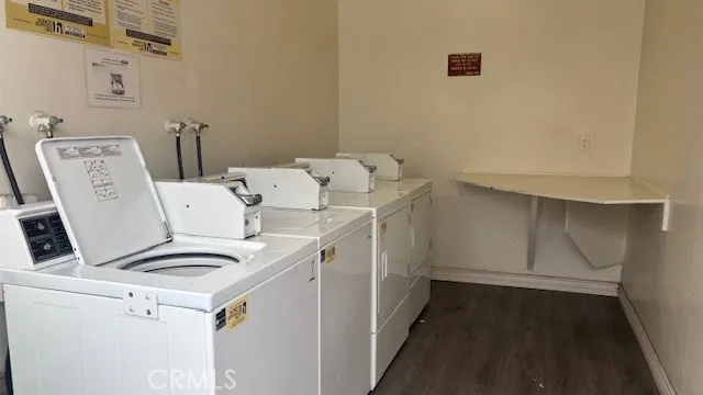 13040 Dronfield #12 Sylmar, CA 91342