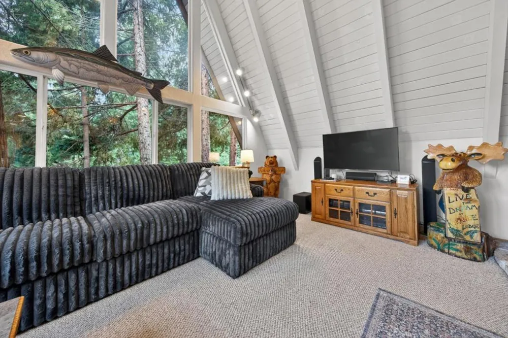 458 Peninsula Drive Lake Almanor, CA 96137