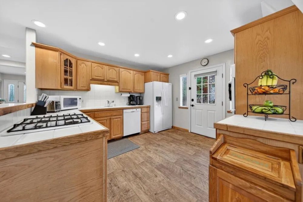 458 Peninsula Drive Lake Almanor, CA 96137