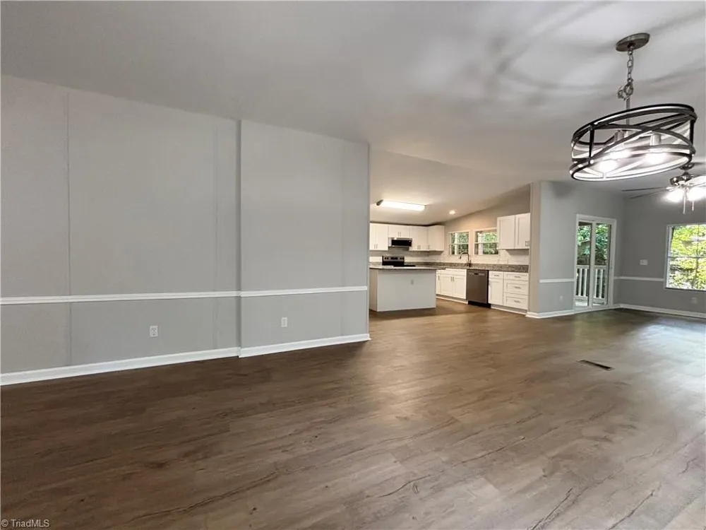 6557 Kerr Drive Randleman, NC 27317