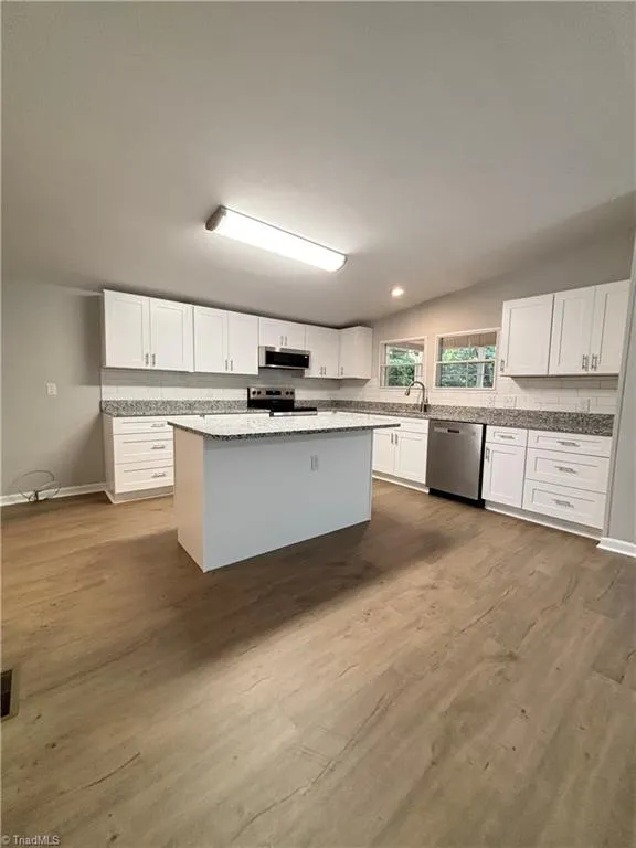 6557 Kerr Drive Randleman, NC 27317