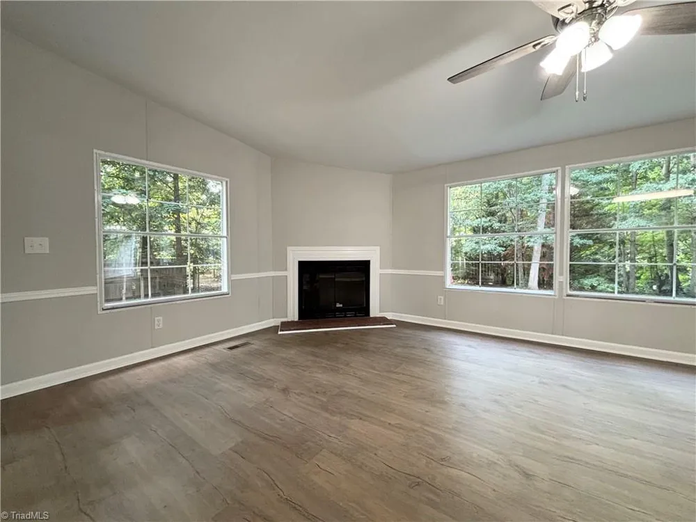 6557 Kerr Drive Randleman, NC 27317