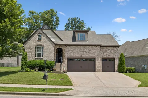 2553 Hessey Pass