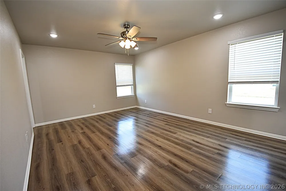 736 Elm Street Seminole, OK 74868