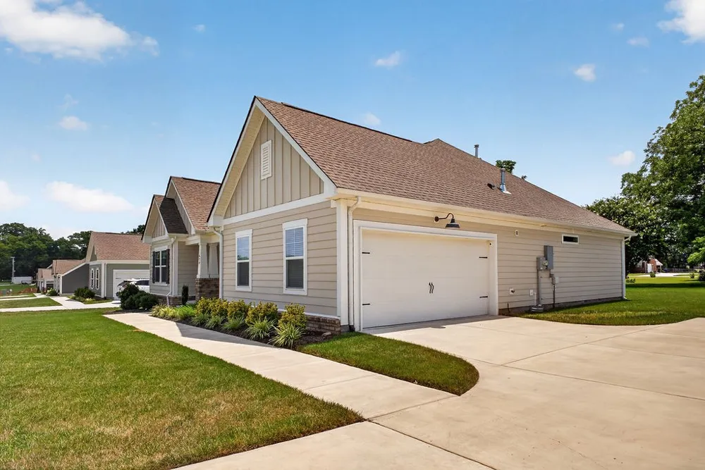 620 Brookside Dr Mount Pleasant, TN 38474