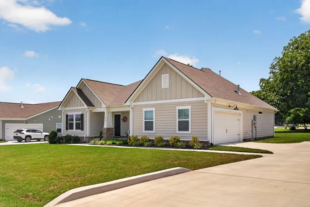 620 Brookside Dr Mount Pleasant, TN 38474