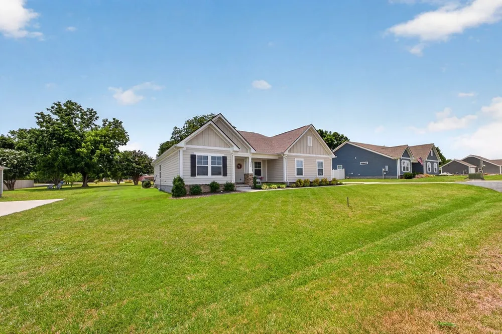 620 Brookside Dr Mount Pleasant, TN 38474