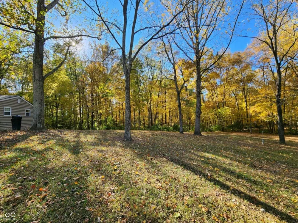 2598 S Wenonah Drive Liberty, IN 47353