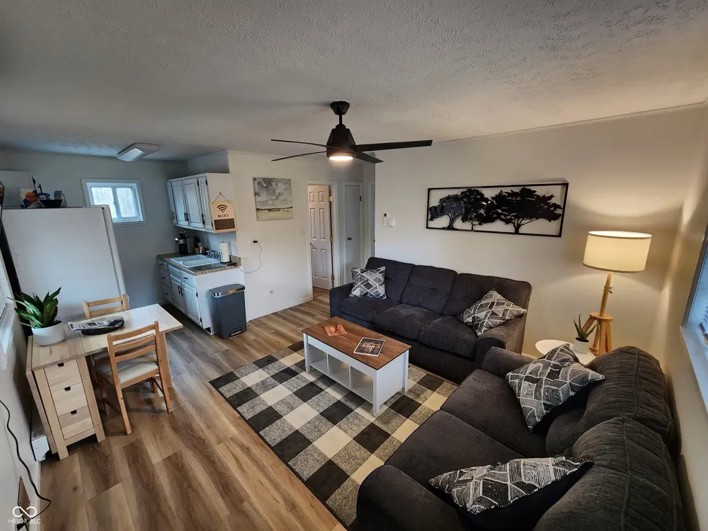 2598 S Wenonah Drive Liberty, IN 47353