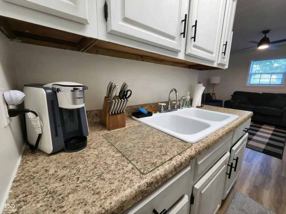 2598 S Wenonah Drive Liberty, IN 47353