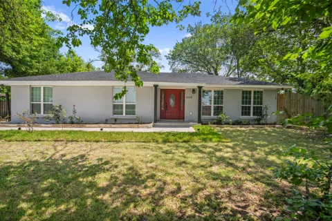1112 W Pleasant Run Road