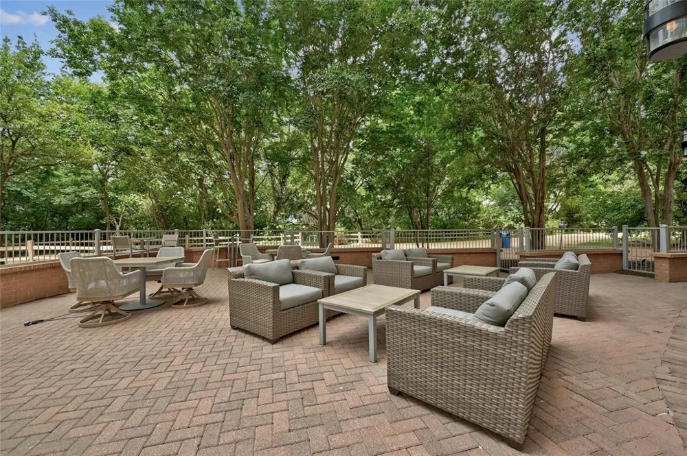 54 Rainey Street #1201 Austin, TX 78701