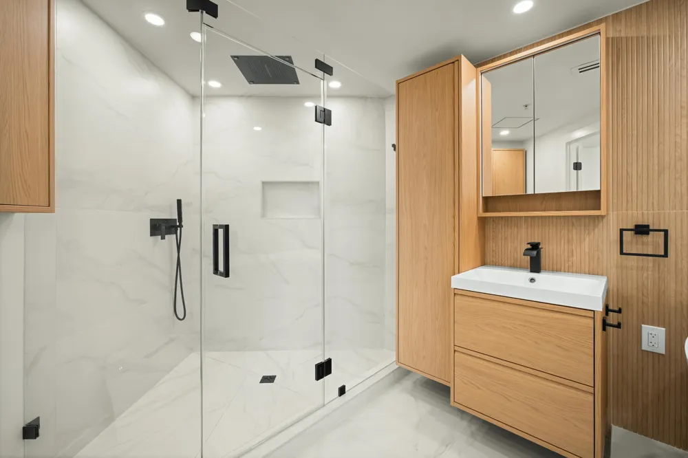 54 Rainey Street #1201 Austin, TX 78701