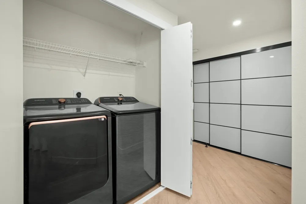 54 Rainey Street #1201 Austin, TX 78701