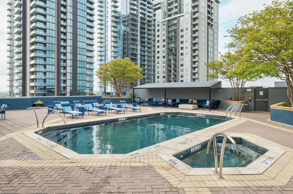 54 Rainey Street #1201 Austin, TX 78701