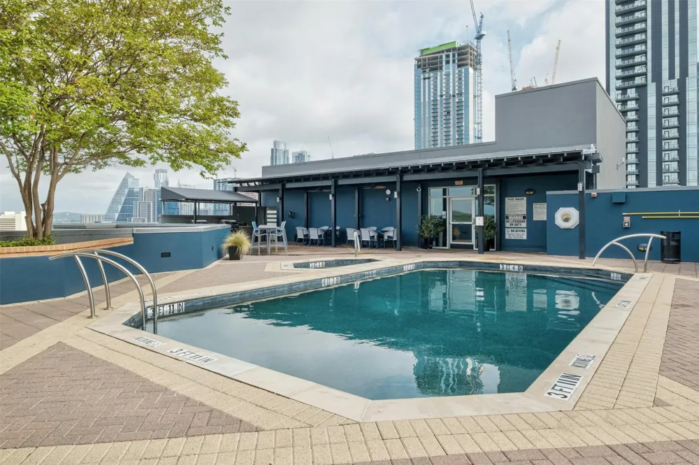 54 Rainey Street #1201 Austin, TX 78701