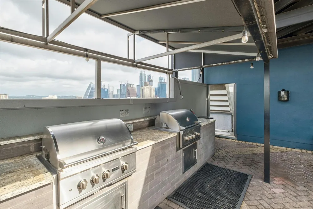 54 Rainey Street #1201 Austin, TX 78701