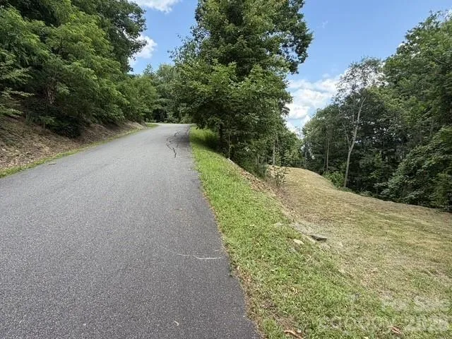 175 Renegade Ridge Waynesville, NC 28785