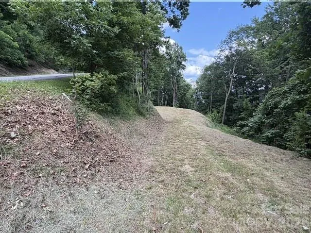 175 Renegade Ridge Waynesville, NC 28785