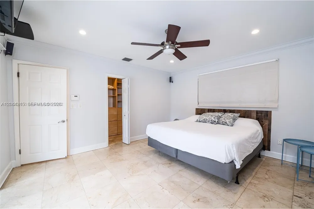 13140 Coronado Dr North Miami, FL 33181