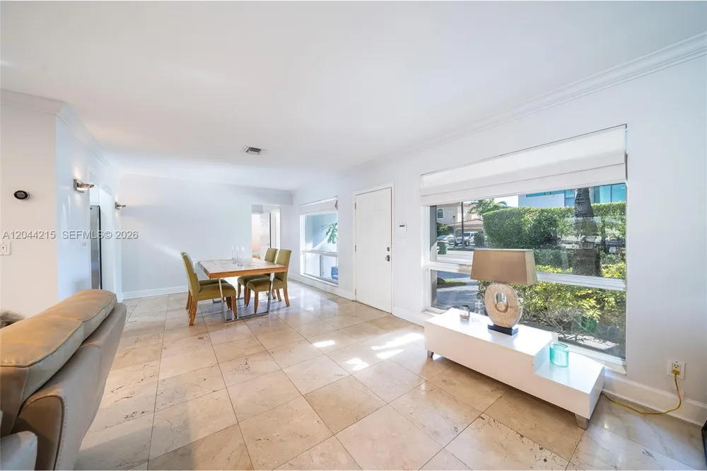 13140 Coronado Dr North Miami, FL 33181