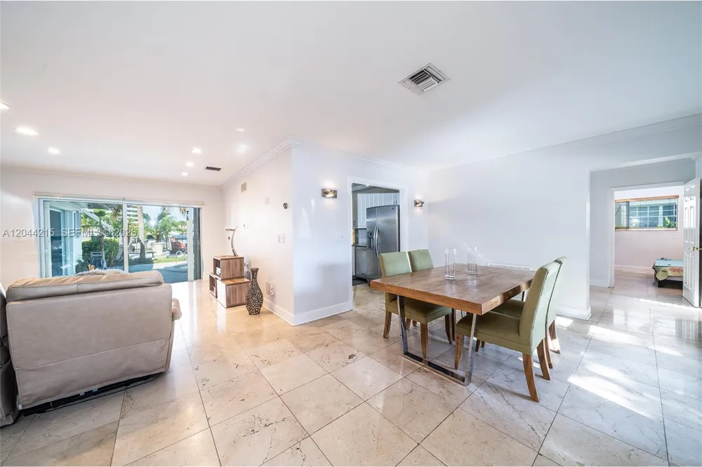 13140 Coronado Dr North Miami, FL 33181