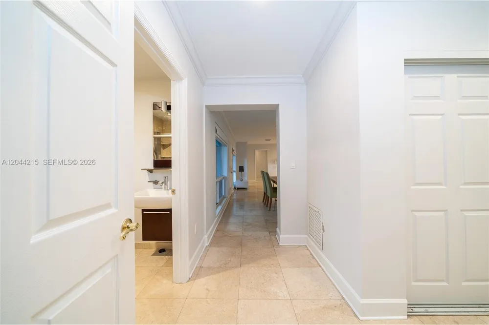 13140 Coronado Dr North Miami, FL 33181