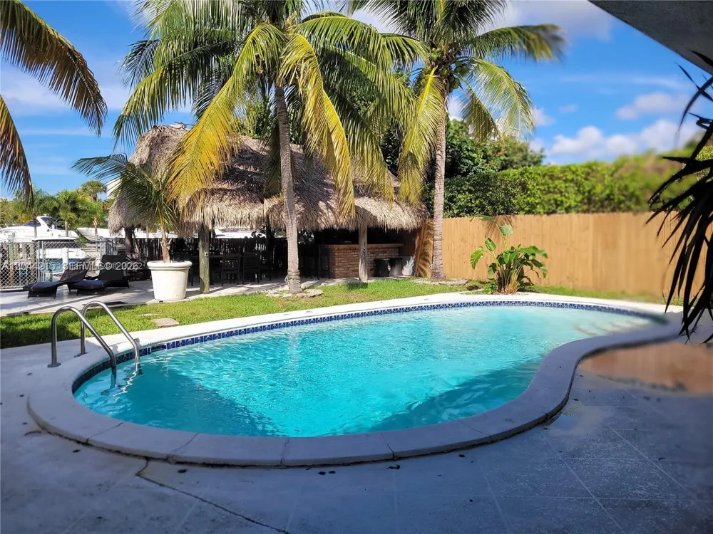 13140 Coronado Dr North Miami, FL 33181