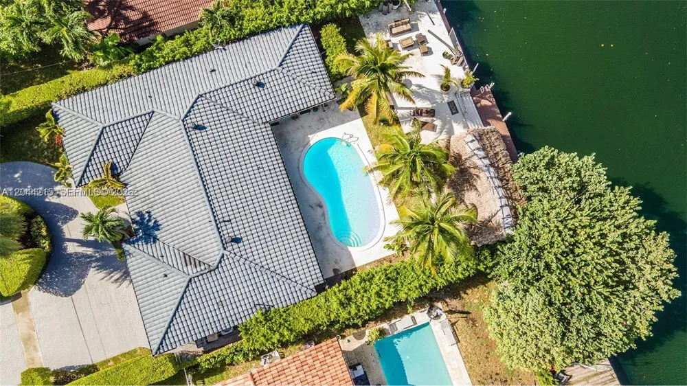 13140 Coronado Dr North Miami, FL 33181