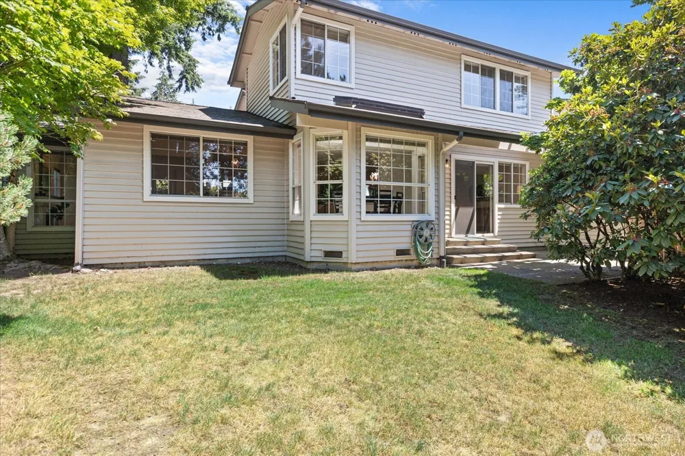 6631 114th Avenue SE Bellevue, WA 98006