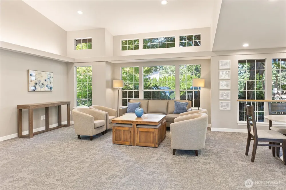 6631 114th Avenue SE Bellevue, WA 98006