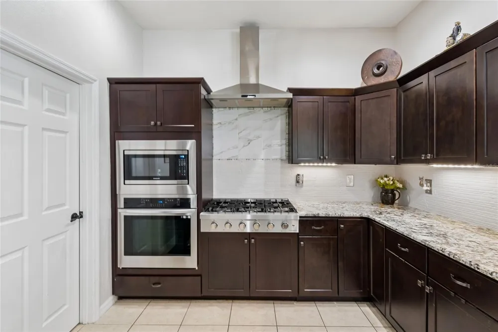 114 GLEN ABBEY LANE Debary, FL 32713