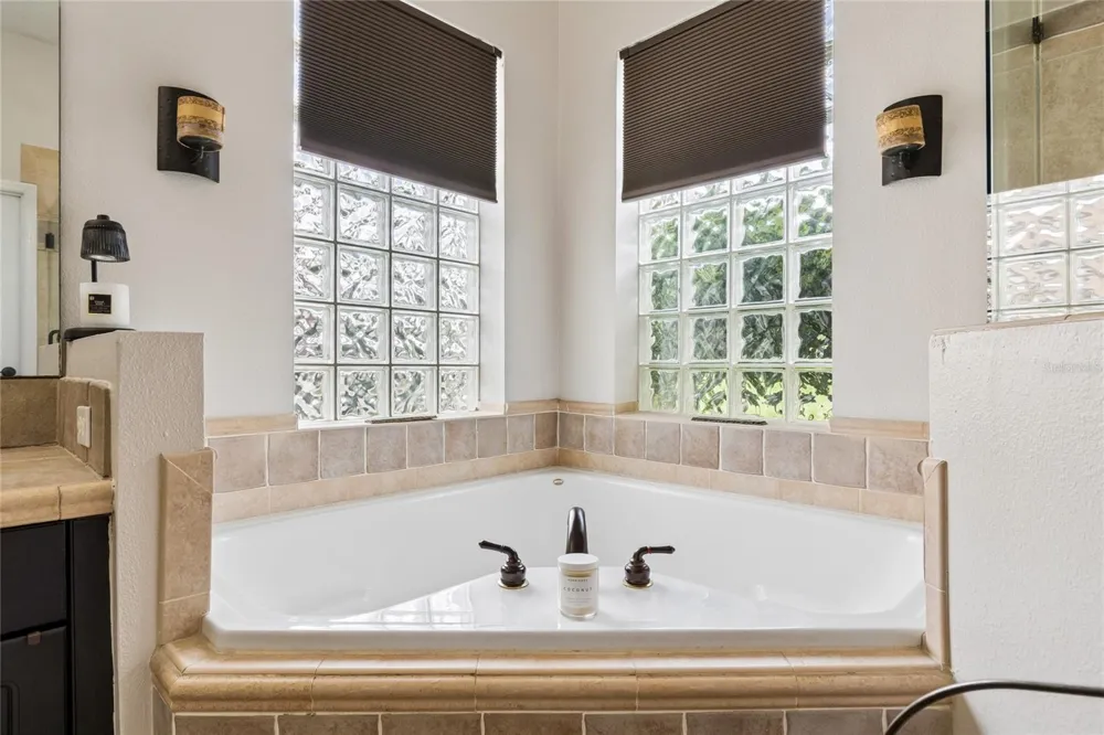 114 GLEN ABBEY LANE Debary, FL 32713