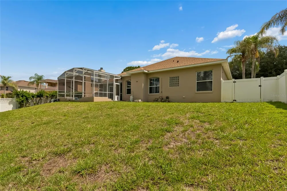 114 GLEN ABBEY LANE Debary, FL 32713
