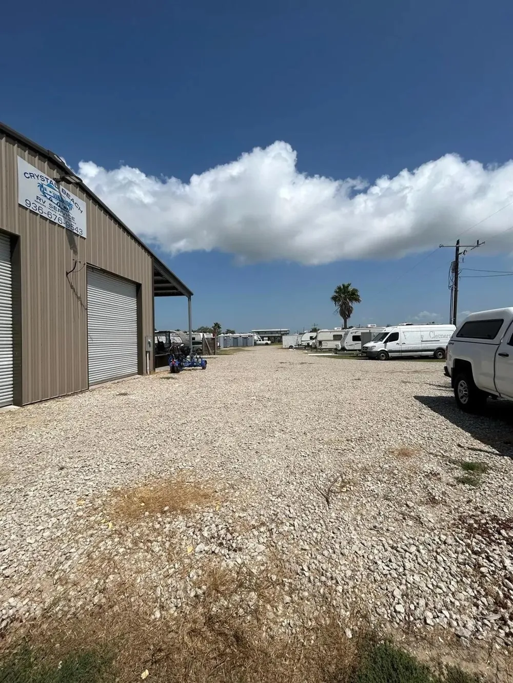 1021 Tinkle Lane Crystal Beach, TX 77650