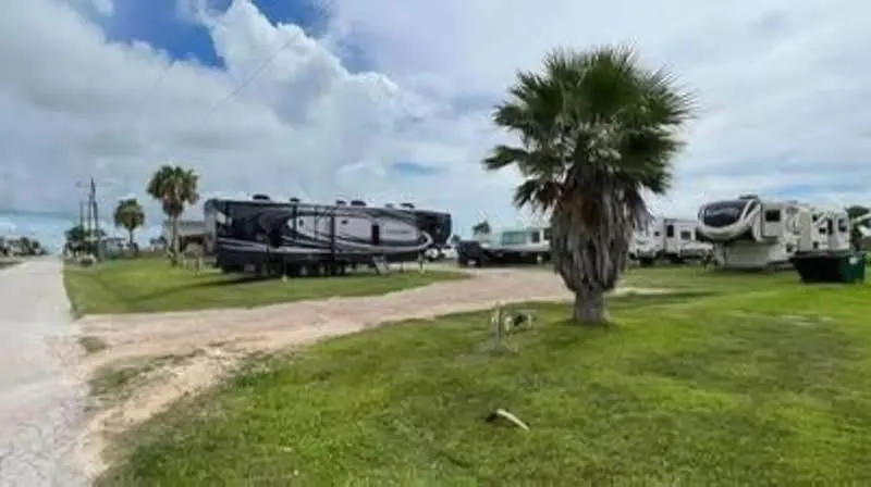 1021 Tinkle Lane Crystal Beach, TX 77650
