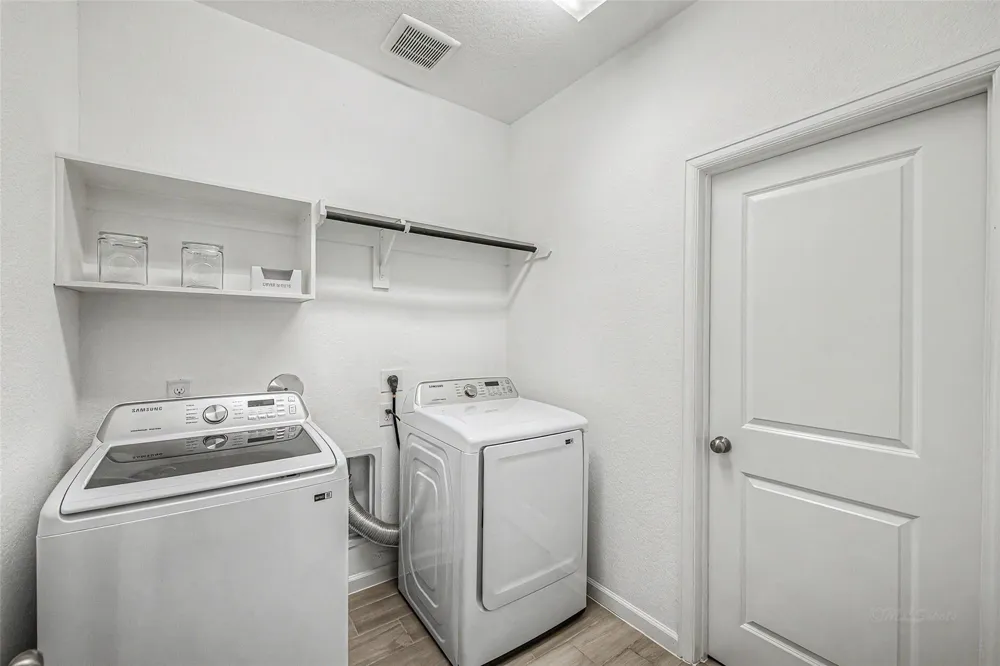 5630 Amber Brook Lane Fulshear, TX 77441