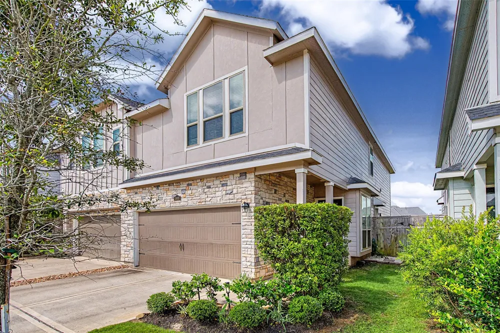 5630 Amber Brook Lane Fulshear, TX 77441