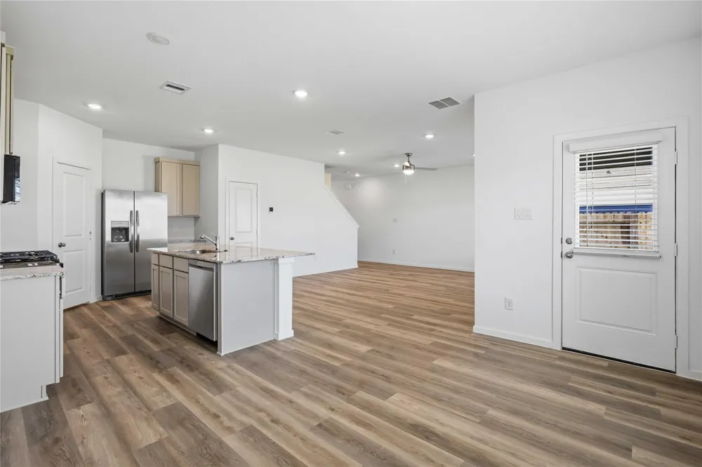 5114 Greengrass Willow Way Houston, TX 77048