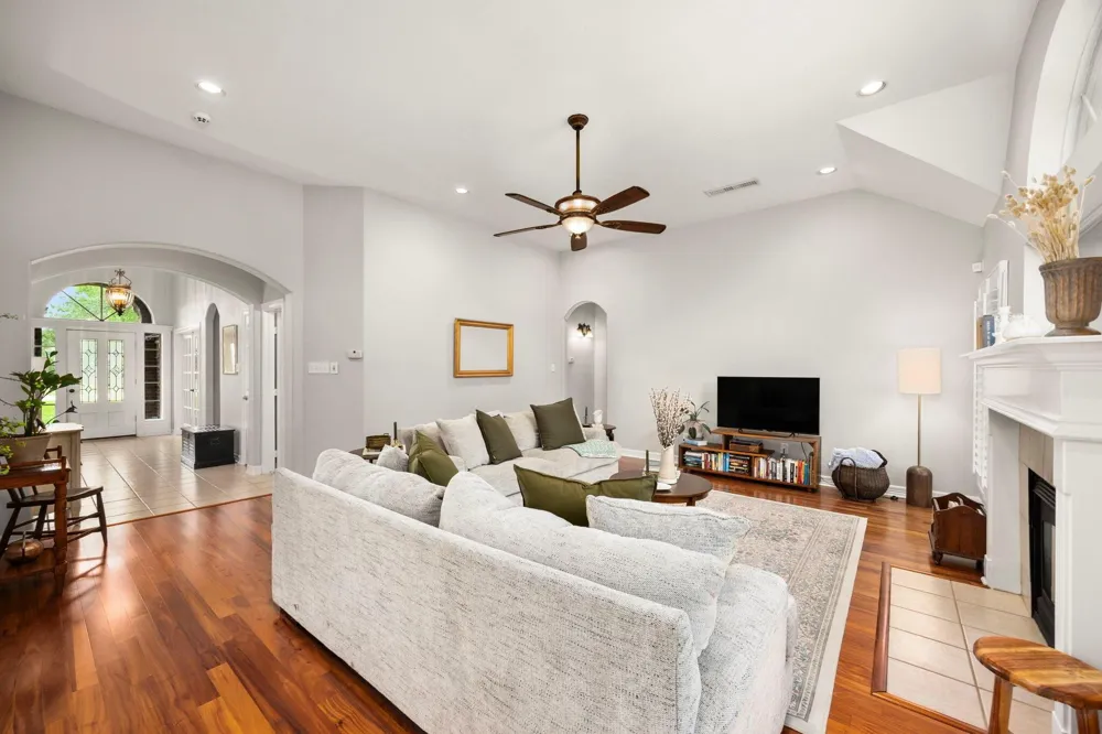 5210 Weston Drive Weston Lakes, TX 77441