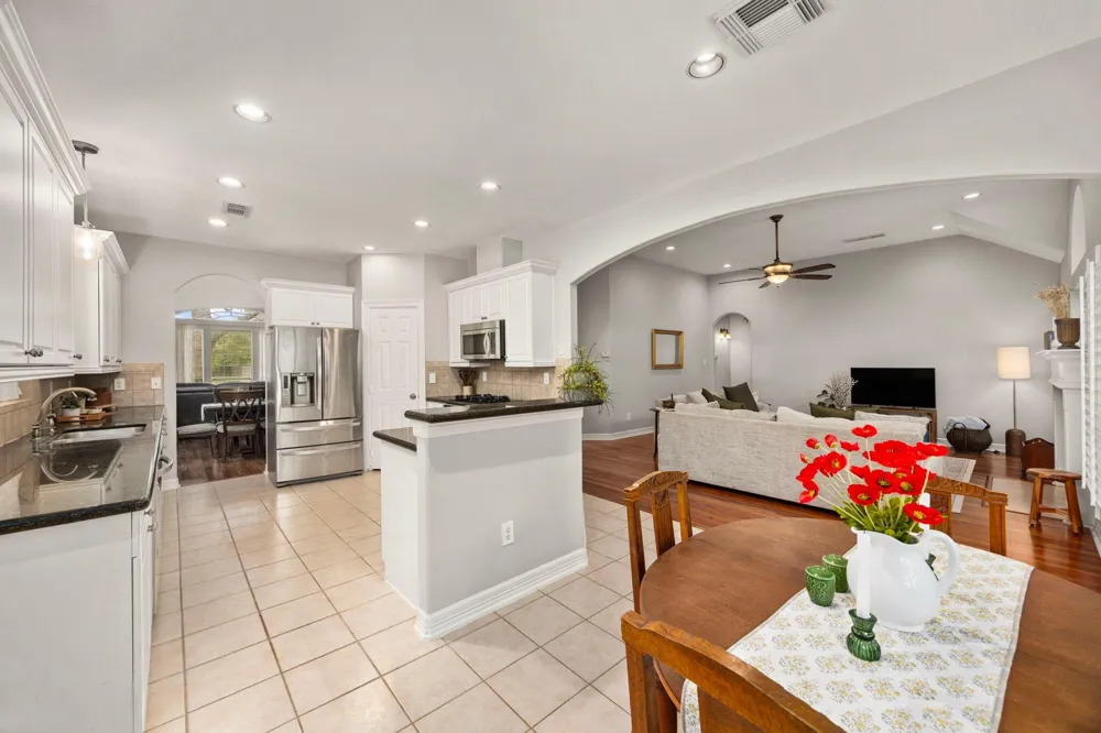 5210 Weston Drive Weston Lakes, TX 77441