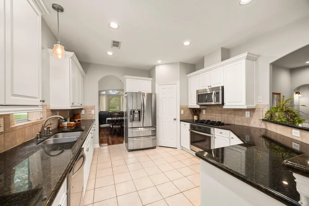5210 Weston Drive Weston Lakes, TX 77441