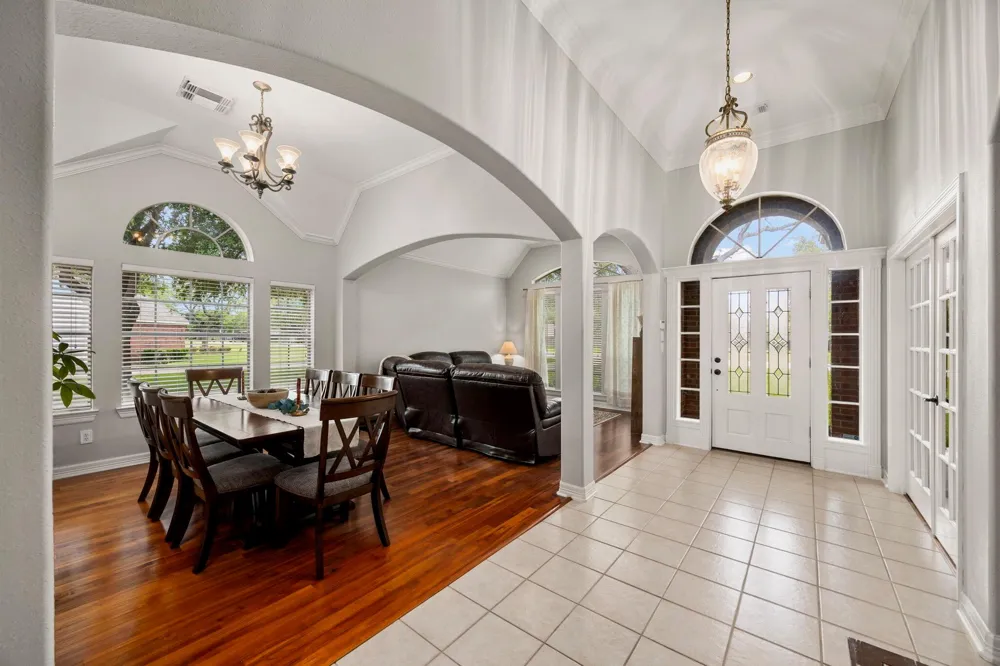 5210 Weston Drive Weston Lakes, TX 77441