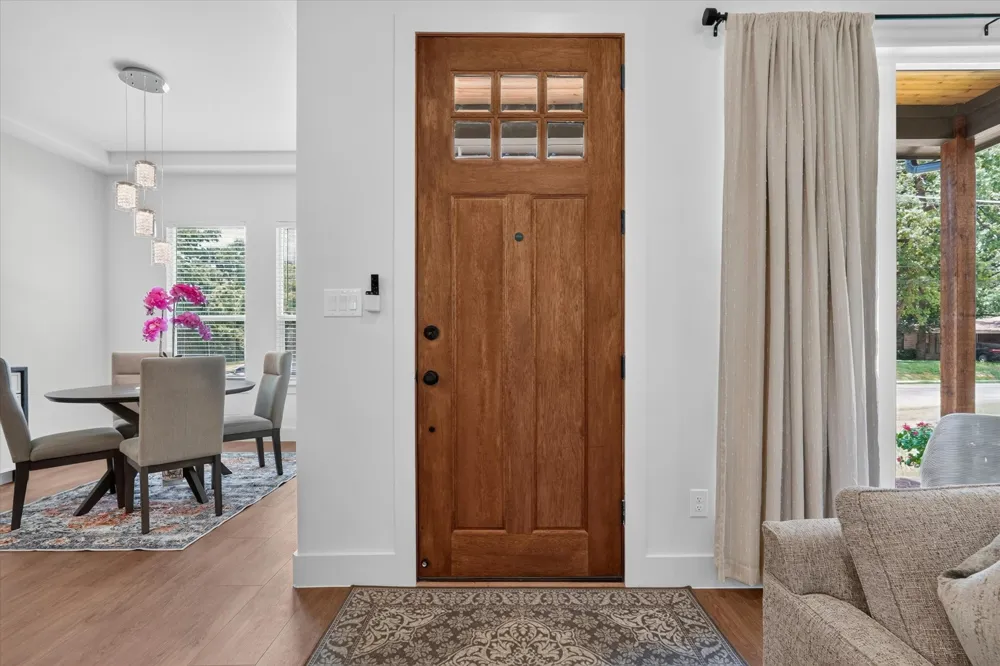 3210 Carpenter Avenue Dallas, TX 75215