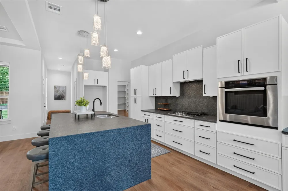 3210 Carpenter Avenue Dallas, TX 75215