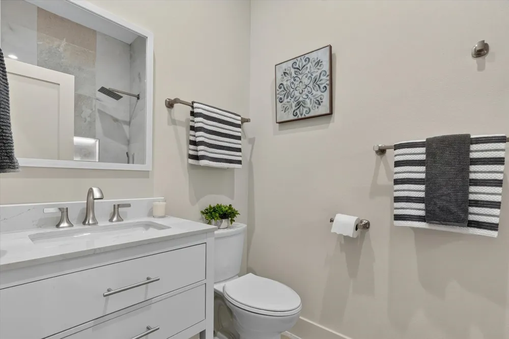3210 Carpenter Avenue Dallas, TX 75215