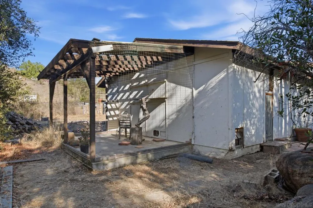 11248 Calle Oro Verde Valley Center, CA 92082
