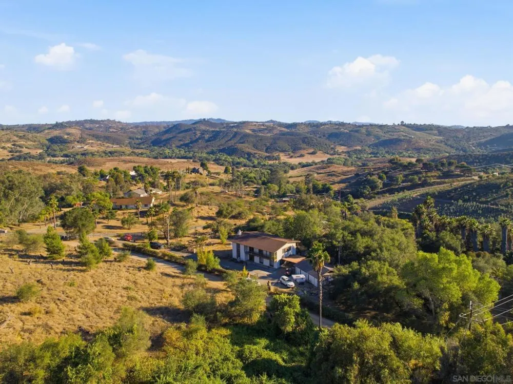 11248 Calle Oro Verde Valley Center, CA 92082